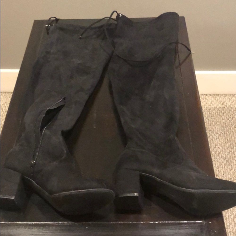 Thigh high black suede boots for curvy girl